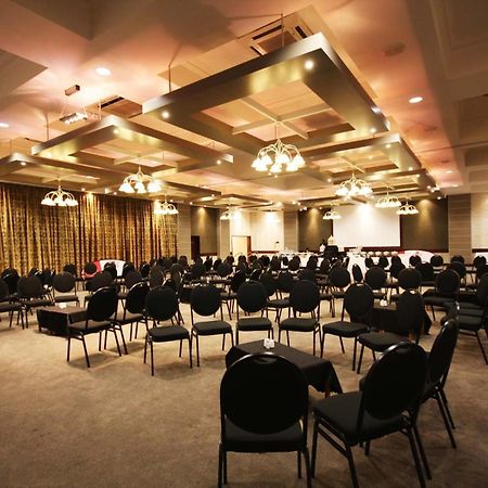 Hotel Osner East London Business photo