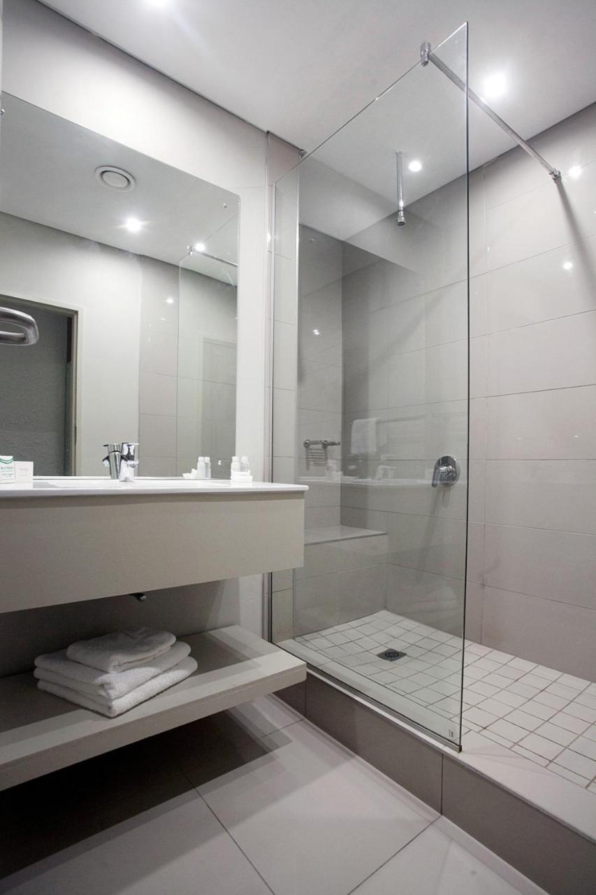 Hotel Osner East London Extérieur photo